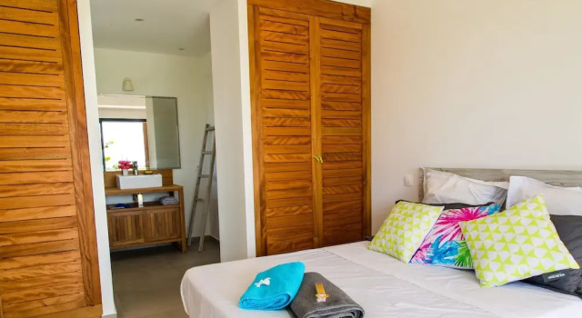 Villa With 3 Bedrooms in Saint-françois, With Wonderful sea View, Priv, Rezerwuj Willa Hotele w Grande-Terre z basenem, Basen