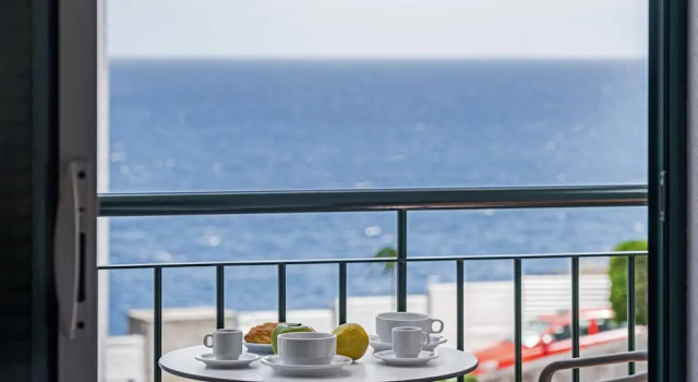 Апартаменты с балконом и с видом на море By the Sea, Reis Magos IV