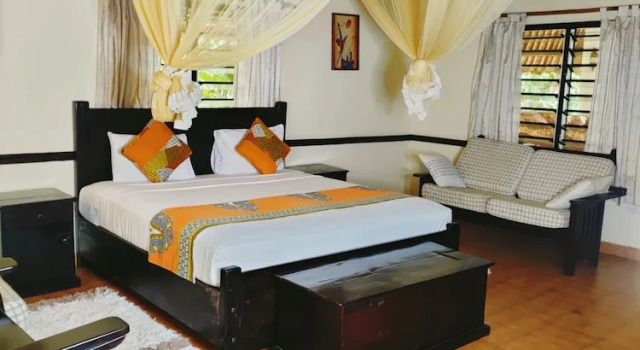 Вилла Deluxe с красивым видом из окна Upani in Diani complimentary cook for villas only, room service for deluxe suites