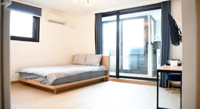 Апартаменты с 2 комнатами Namsan Forest in Myeongdong
