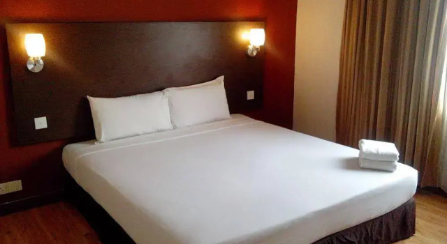 Brisdale Hotel Kuala Lumpur, Забронировать Отель Отели Куала-Лумпура 3 звезды, рядом с Станция метро Dang Wangi, 3*