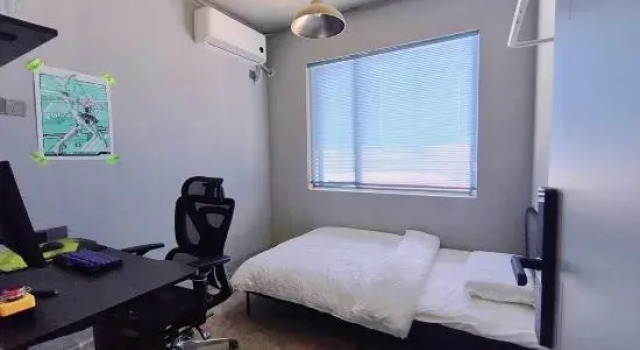 Капсула High Dimensions E-Sports Hotel