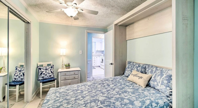 Коттедж Refreshing Colonial Beach Vacation Rental