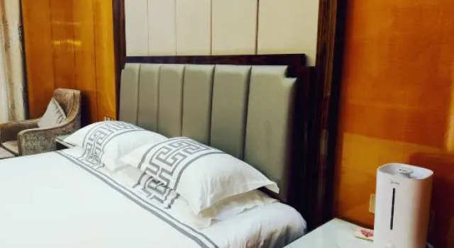 Люкс Deluxe Hongdu International Hotel