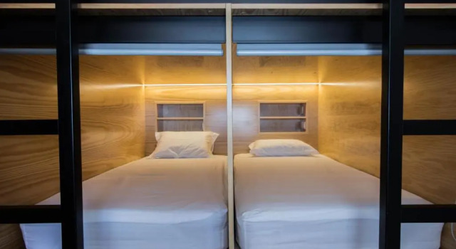 GiG Capsule Hostel, Varaa Hostelli Ericeira 