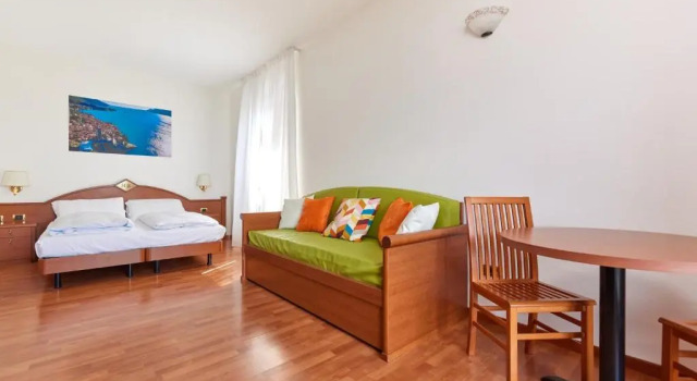 Семейный номер Standard Beach Hotel Rosa