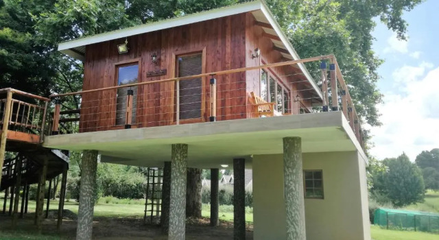 Номер Standard с балконом Sani Window B&B and Self catering