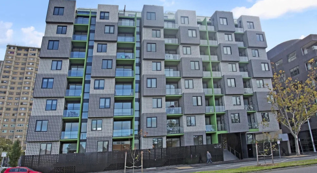 Astra Apartments Carlton, Забронировать Апартаменты/квартира Карлтон Мельбурн, рядом с Стадион «Айкон Парк»