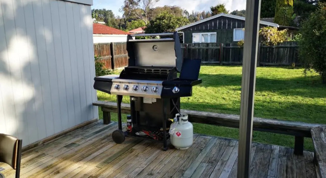 Cheerful 4 Bedroom Holiday Home (Sleeps 7), Rezerwuj Hotel Rotorua 