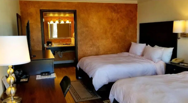 Двухместный номер Standard Fairway Inn