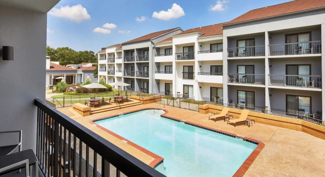 Номер Standard c 1 комнатой с видом на внутренний двор Courtyard by Marriott Memphis East/Park Avenue