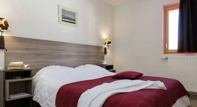 Chalet in Paradiski With Pool & Spa