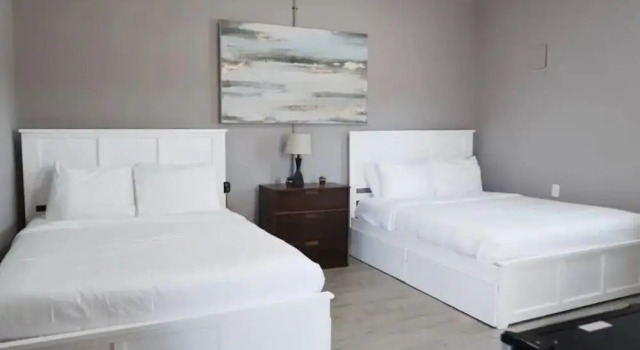 Whimsical 2BR 10-Mins to Nashville