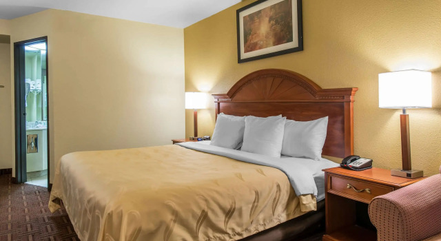 Двухместный номер Standard Quality Inn Colorado Springs South