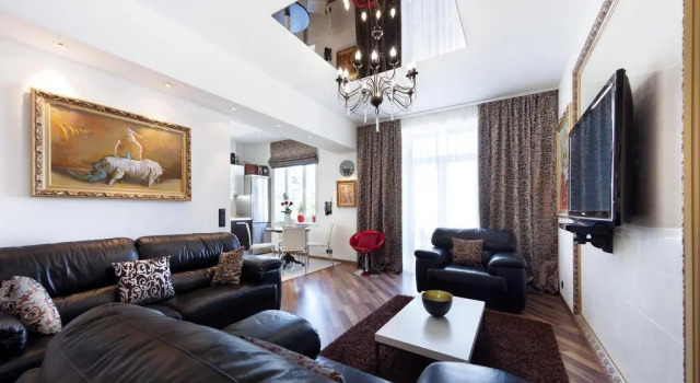 Alex Apartments, Забронировать Апартаменты/квартира Отели Минска с парковкой, рядом с Национальный Художественный Музей, Парковка
