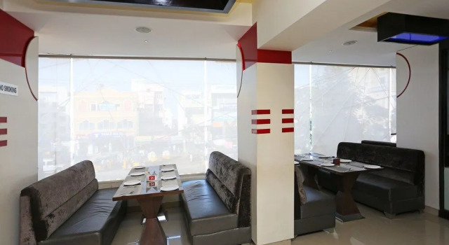 OYO Flagship 15233 Hotel G7, Rezerwuj Hotel Surūrnagar 