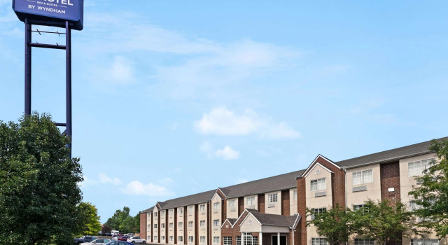 Microtel Inn & Suites by Wyndham Florence/Cincinnati Airport