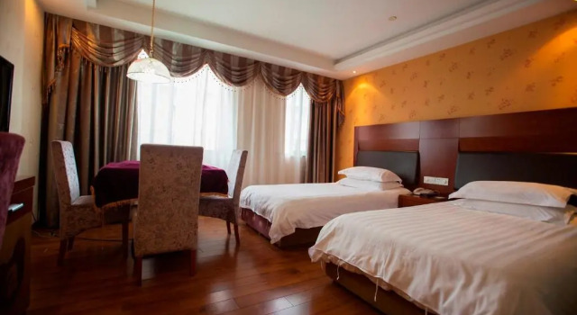 Двухместный номер Business Yiwu Luckbear Hotel