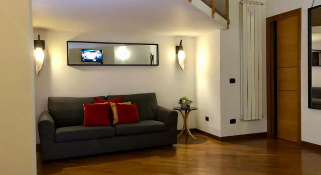 Apartment Welcome Home, Забронировать Апартаменты/квартира Апартаменты Неаполя, рядом с Церковь Пио Монте делла Мизерикордия, Апартаменты/квартира