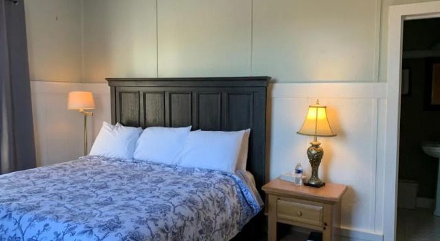 Superior Zimmer Woodbridge Inn & Tavern