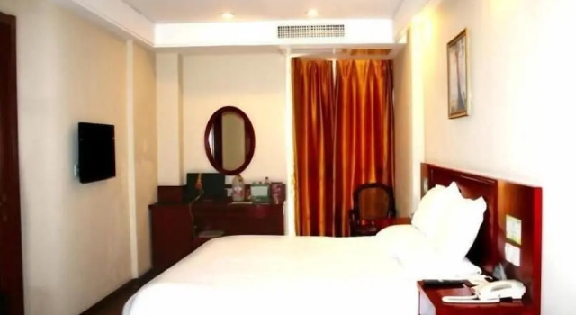 Номер Business GreenTree Inn Hefei Mingfa Square Express Hotel