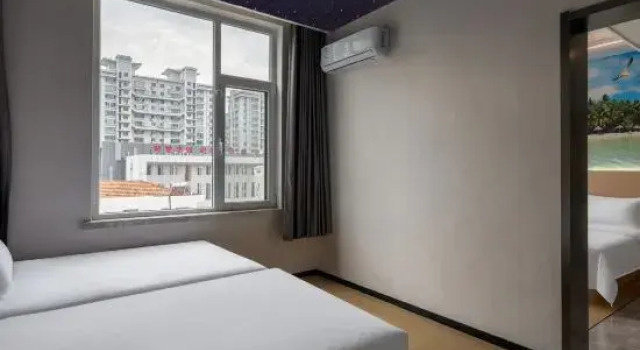 Люкс Floral Hotel·Yuehaiyuan Hotel (Weihai Liugong Island Photo Frame Branch)