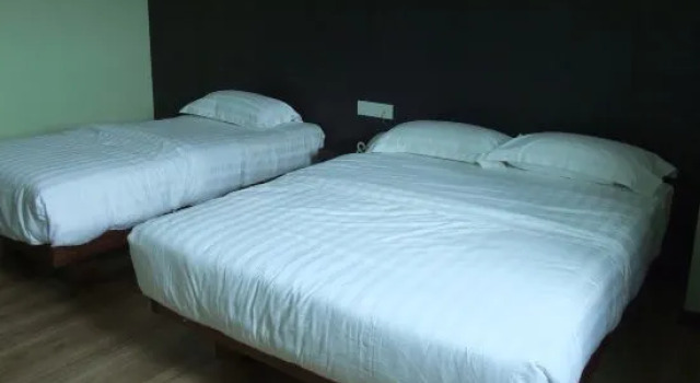 Люкс Sunshine Inn