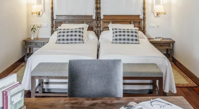 Полулюкс Standard Parador de Baiona