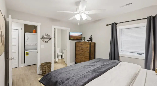 Gatlinburg Condo 2 Bedroom Condo by RedAwning