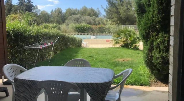 Апартаменты Les terrasses du Liouquet T2, piscine , parking , mer à 150 m