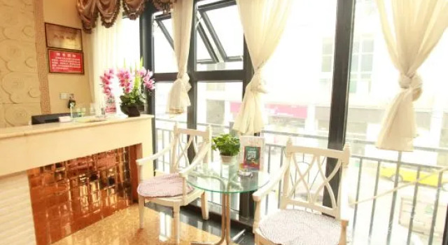Chengdu Jialan City Hotel (Wenjiang Nanxun Avenue Subway Station)
