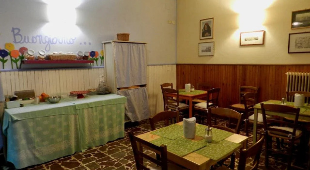 Cerinella, Buchen Sie Hotel Semproniano Toskana