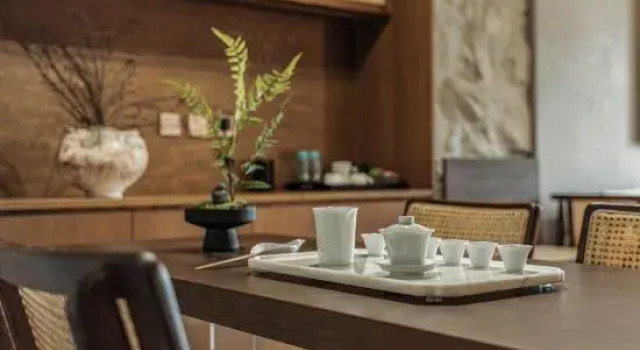 Люкс Ya'an Xingzhi Homestay (Panda Exhibition Center Green Island Park)