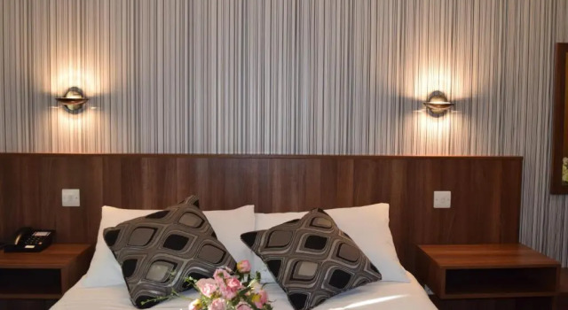 Двухместный номер Standard Star Anglia Hotel