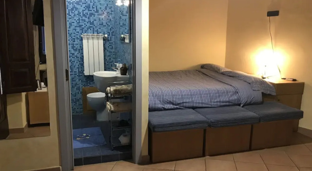 B&B L’Angolo sulla Piazza, Book Bed and Breakfast Hotels in Sicily with Parking, Parking