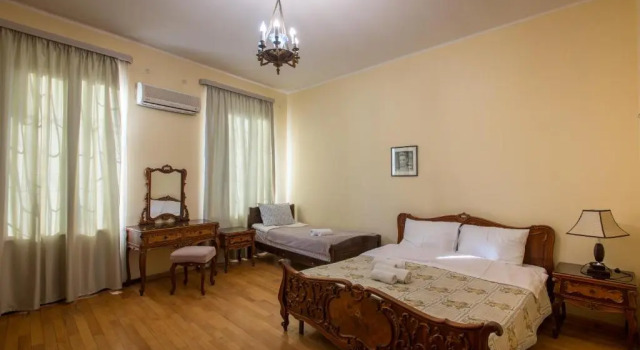 Hotel Boutique 2, Забронировать Бутик-отель Бутик-отели Тбилиси, рядом с Телевизионная башня Тбилиси, Бутик-отель