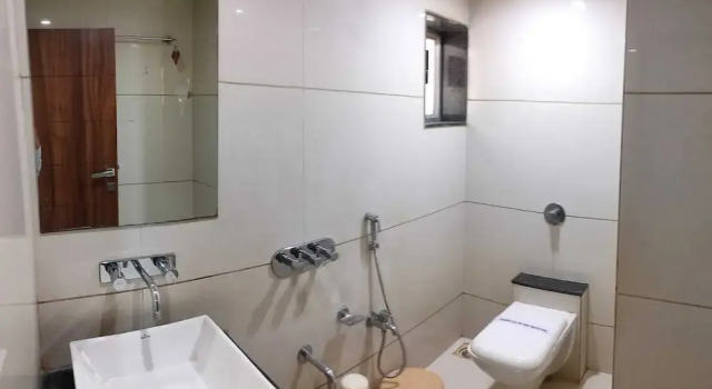 Executive huone Hotel Zenith Surat