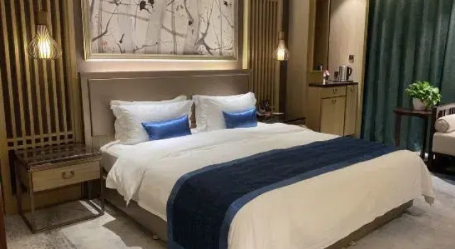 Номер Business Enjoy Hotel