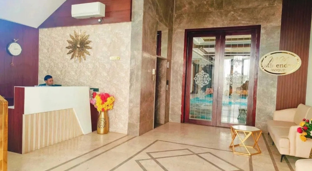 Four Leaf Hotel - AKOSHA, Забронировать Отель Senāpur штат Уттар-Прадеш
