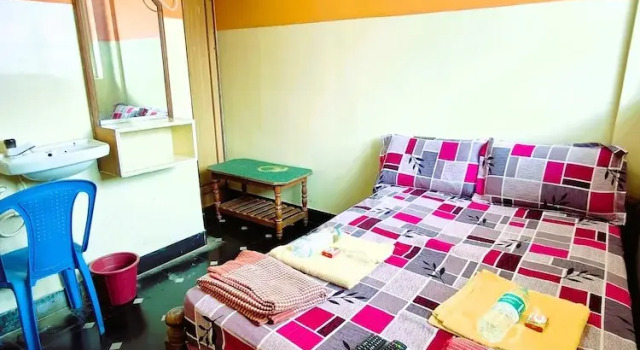 Номер Standard I-ROOMZ Surya Deluxe Lodge
