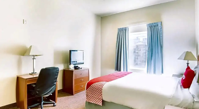 Двухместный номер Kitchenette для гостей с ограниченными возможностями OYO Townhouse Clute Lake Jackson