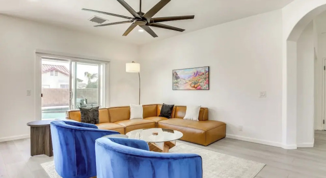 2 Mi to Coachella: Indio Oasis w/ Heated Pool