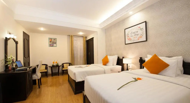 Семейный номер Standard Sunrise Central Hotel