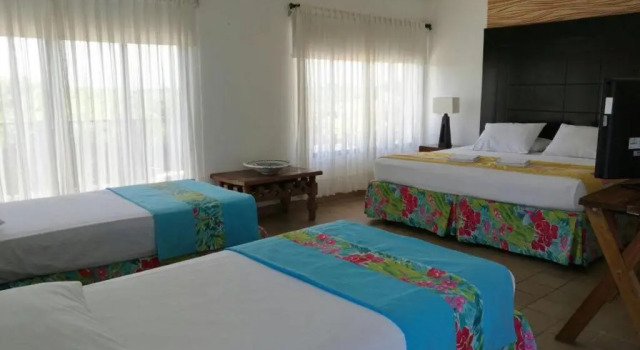 Четырёхместный номер Standard Hotel San Antonio del Cerro