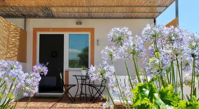 Studio in Faro, With Shared Pool, Enclosed Garden and Wifi - 6 km From the Beach, Забронировать Апартаменты/квартира Апартаменты Алгарви, Апартаменты/квартира