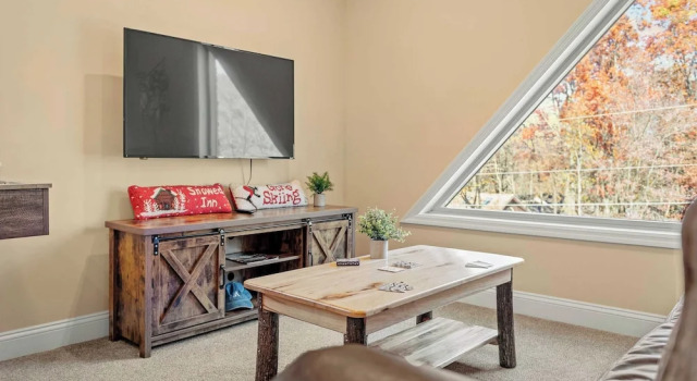 Stephen Way by Avantstay Hot Tub + Game Room Albrightsville, Buchen Sie Ferienhaus Albrightsville 