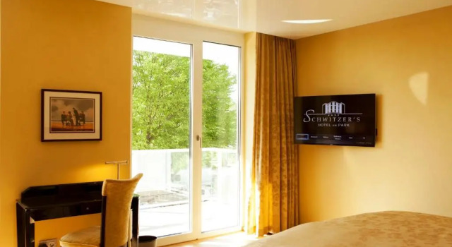 Двухместный номер Deluxe с балконом Schwitzers Hotel am Park