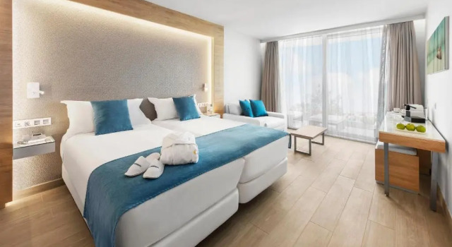 Двухместный номер Comfort Itaca с видом на бассейн Elba Sunset Mallorca Thalasso Spa