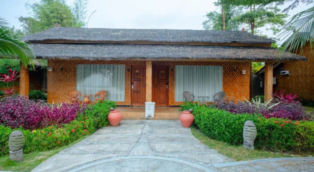 Двухместный номер Deluxe с балконом Bintan Exotica Resort By Waringin Hospitality