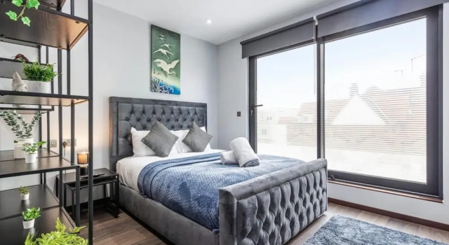 Апартаменты Serviced Modern Luxury Flat Near Central London